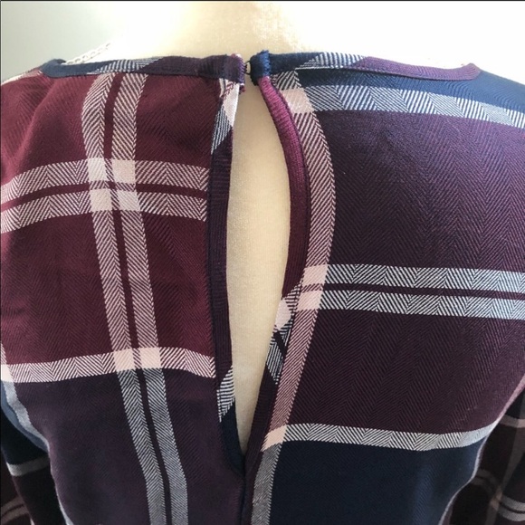 NWT BCBGENERATION plaid dress with bell sleeves - Sz S - Picture 3 of 7